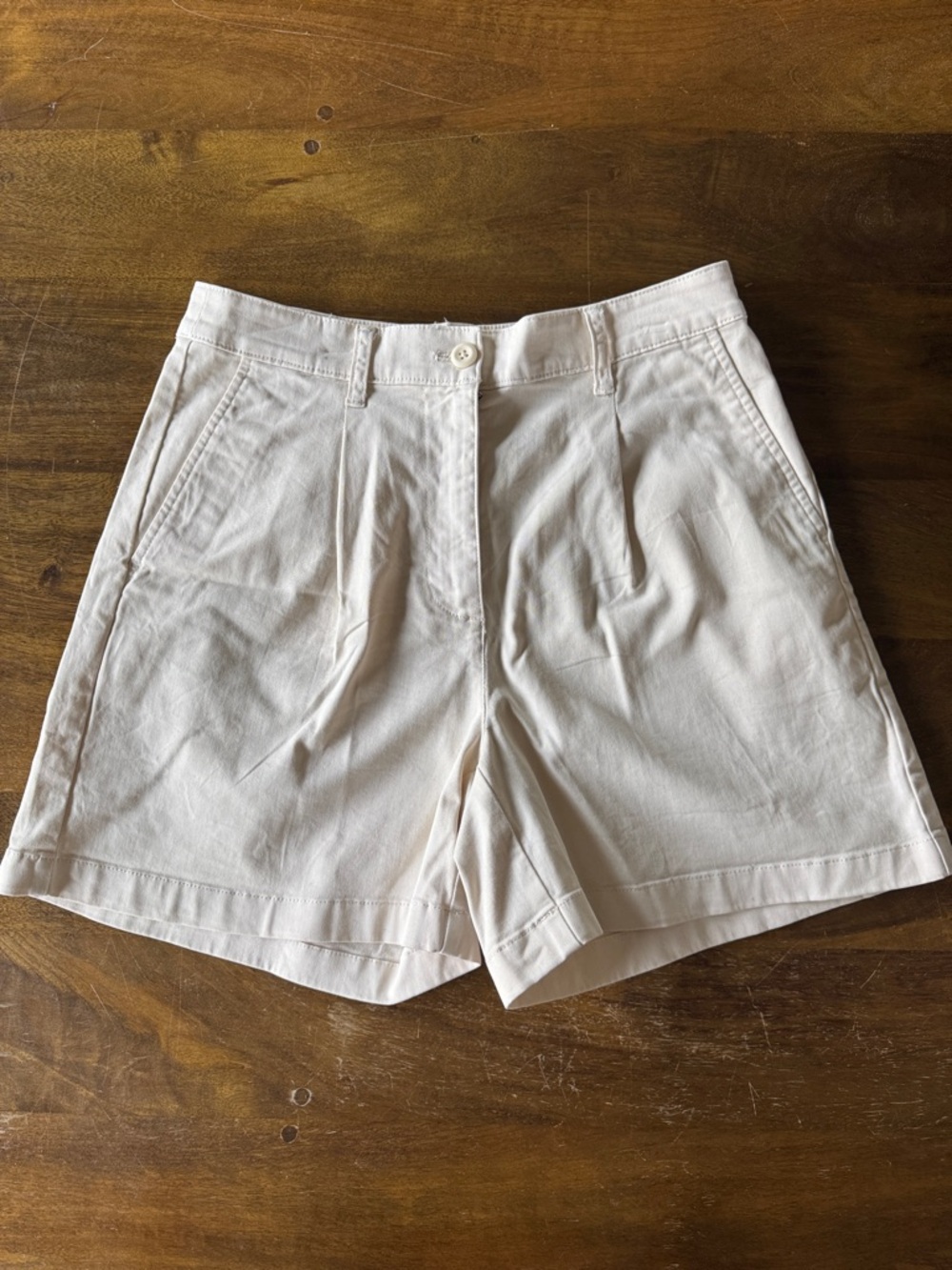 Women's Pleated White Shorts